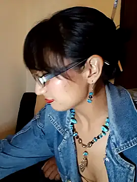 Snapshot of Lucy_Chery chatting on 05-05-26, 03:36 Lucy Chery online show from 05-05-26, 03:36