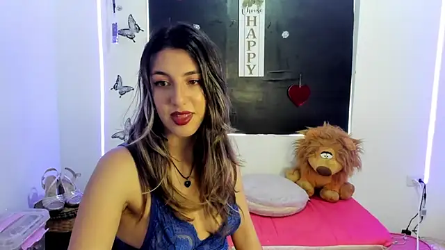 Snapshot of queen-natty chatting on 03-19-25, 02:02 queen-natty online show from 03-19-25, 02:02