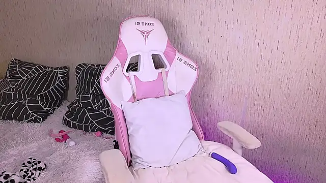 Snapshot of tikkisa chatting on 09-23-25, 07:28 tikkisa online show from 09-23-25, 07:28