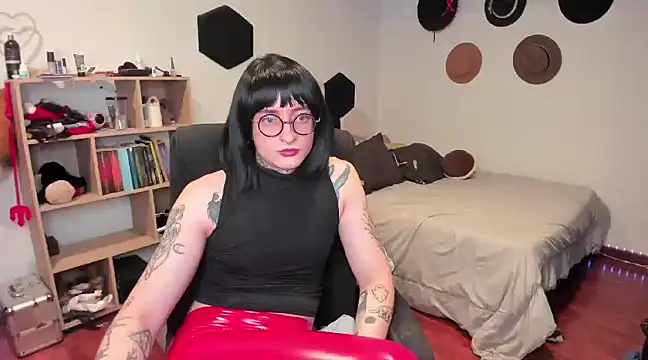 Snapshot of ShiiraVelkor chatting on 12-27-24, 12:45 ShiiraVelkor online show from 12-27-24, 12:45