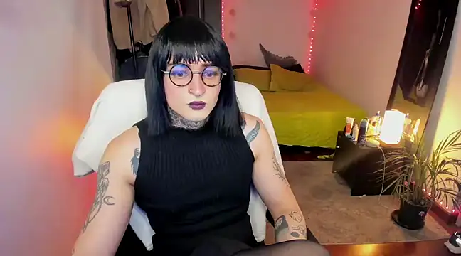 Snapshot of ShiiraVelkor chatting on 02-25-25, 10:15 ShiiraVelkor online show from 02-25-25, 10:15