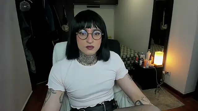 Snapshot of ShiiraVelkor chatting on 09-13-25, 09:53 ShiiraVelkor online show from 09-13-25, 09:53