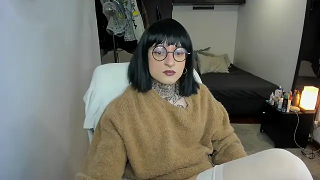 Snapshot of ShiiraVelkor chatting on 09-26-25, 09:46 ShiiraVelkor online show from 09-26-25, 09:46