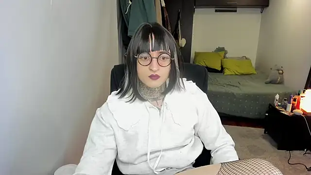 Snapshot of ShiiraVelkor chatting on 11-24-25, 09:36 ShiiraVelkor online show from 11-24-25, 09:36