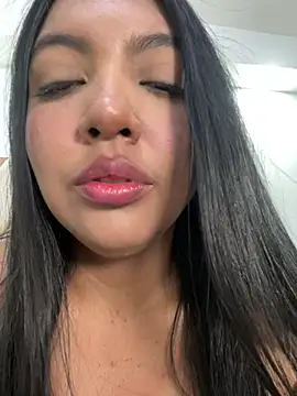 nicole fisherr online show from 07-05-26, 05:09