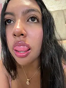 nicole fisherr online show from 07-28-26, 10:31