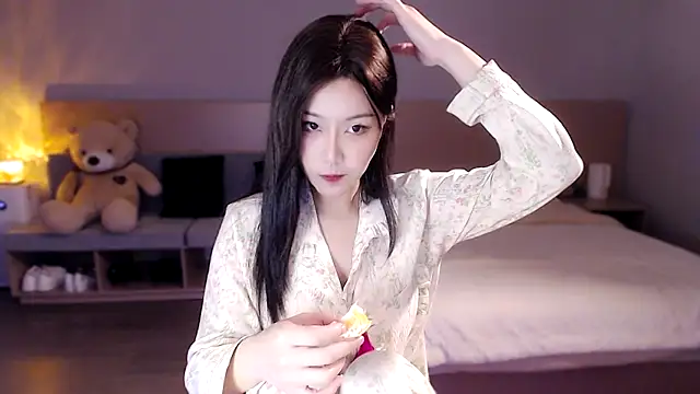 Lucky-baby online show from 12-15-24, 02:48