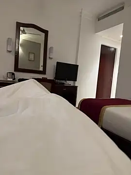 Snapshot of Rahulroy96 chatting on 12-31-24, 02:51 Rahulroy96 online show from 12-31-24, 02:51