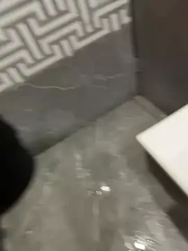 Snapshot of Rahulroy96 chatting on 01-16-25, 03:02 Rahulroy96 online show from 01-16-25, 03:02