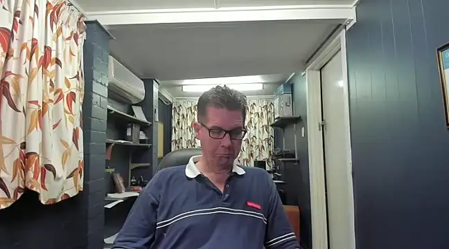 tilobinder online show from 12-15-24, 01:22