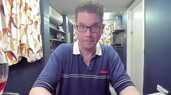 tilobinder online show from 12-15-24, 04:26