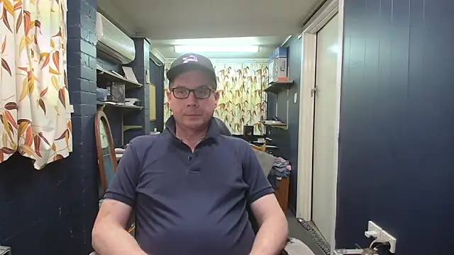 tilobinder online show from 10-08-25, 01:53