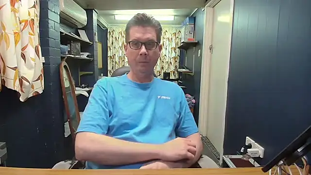 tilobinder online show from 10-11-25, 01:53