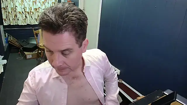 tilobinder online show from 04-10-26, 01:49