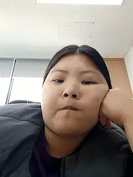 hello098712 online show from 09-18-25, 03:30