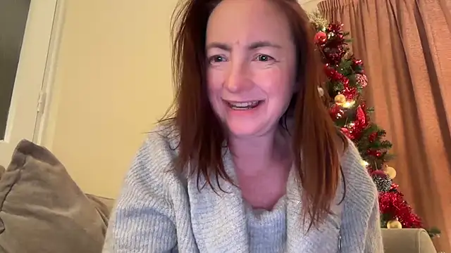 LouiseTswing online show from 12-19-24, 06:56