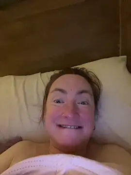 LouiseTswing online show from 12-30-24, 11:28