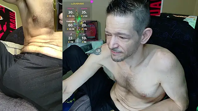 Snapshot of MasterForgedRayy chatting on 12-26-24, 02:44 MasterForgedRayy online show from 12-26-24, 02:44