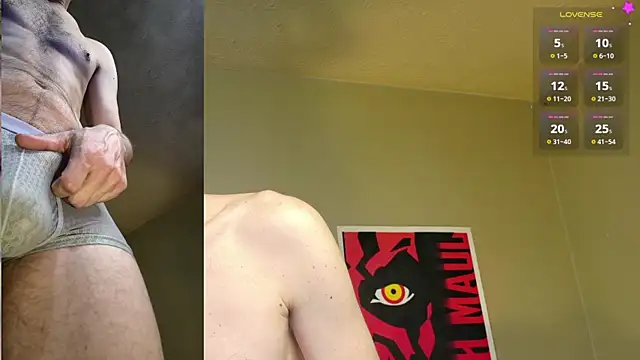 Snapshot of MasterForgedRayy chatting on 02-18-25, 10:38 MasterForgedRayy online show from 02-18-25, 10:38