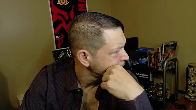 Snapshot of MasterForgedRayy chatting on 02-04-26, 10:54 MasterForgedRayy online show from 02-04-26, 10:54