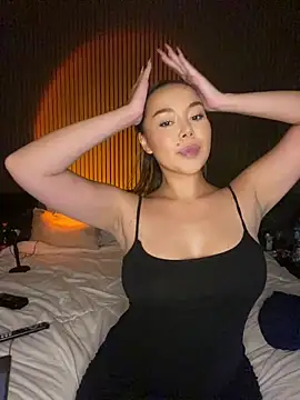 mayakitsune69 online show from 02-08-26, 10:29