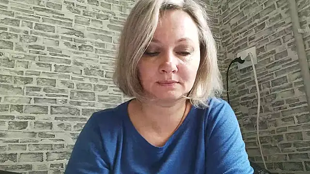 EdithManning online show from 03-06-25, 06:19