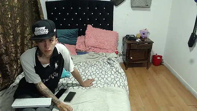 Kitty and jake online show from 12-13-24, 07:58