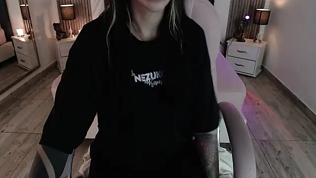 Sam mansson66 online show from 02-11-25, 12:16