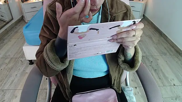 Sam mansson66 online show from 02-12-25, 12:22