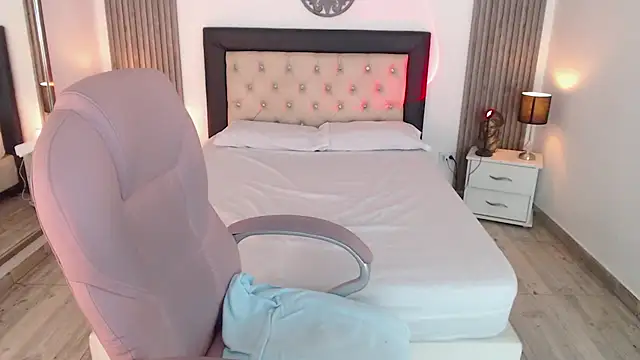 Sam mansson66 online show from 03-14-25, 06:39