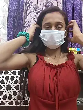 Snapshot of Oleevia chatting on 12-13-24, 03:11 Oleevia online show from 12-13-24, 03:11