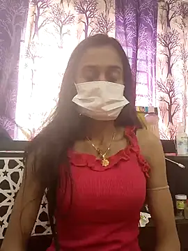 Snapshot of Oleevia chatting on 12-19-24, 07:40 Oleevia online show from 12-19-24, 07:40