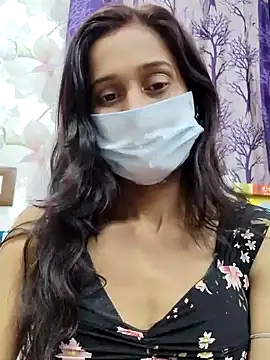 Snapshot of Oleevia chatting on 12-21-24, 05:29 Oleevia online show from 12-21-24, 05:29