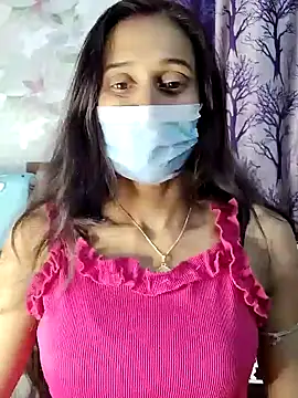 Snapshot of Oleevia chatting on 12-31-24, 05:40 Oleevia online show from 12-31-24, 05:40