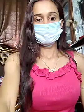 Snapshot of Oleevia chatting on 02-05-25, 08:32 Oleevia online show from 02-05-25, 08:32