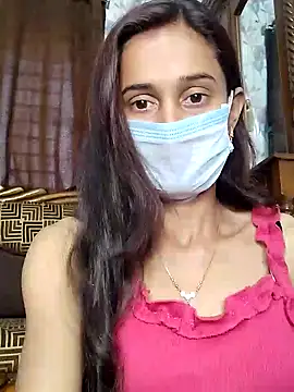 Snapshot of Oleevia chatting on 02-10-25, 03:24 Oleevia online show from 02-10-25, 03:24