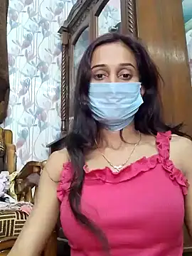 Snapshot of Oleevia chatting on 02-12-25, 12:12 Oleevia online show from 02-12-25, 12:12