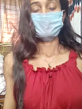 Snapshot of Oleevia chatting on 03-11-25, 09:13 Oleevia online show from 03-11-25, 09:13