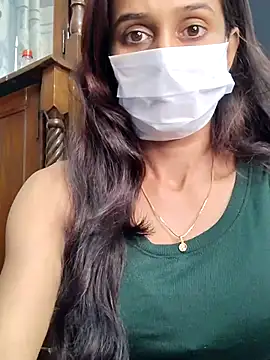 Snapshot of Oleevia chatting on 09-24-25, 09:01 Oleevia online show from 09-24-25, 09:01