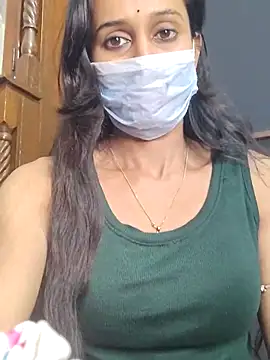 Snapshot of Oleevia chatting on 12-20-25, 09:27 Oleevia online show from 12-20-25, 09:27