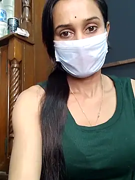 Snapshot of Oleevia chatting on 01-19-26, 09:13 Oleevia online show from 01-19-26, 09:13