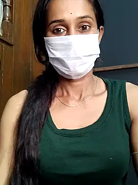 Snapshot of Oleevia chatting on 03-09-26, 09:24 Oleevia online show from 03-09-26, 09:24