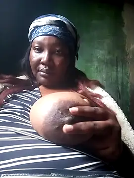 Snapshot of chubbydoll122 chatting on 09-29-25, 11:59 chubbydoll122 online show from 09-29-25, 11:59