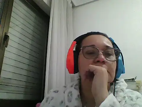 gaby0075 online show from 12-13-24, 11:06