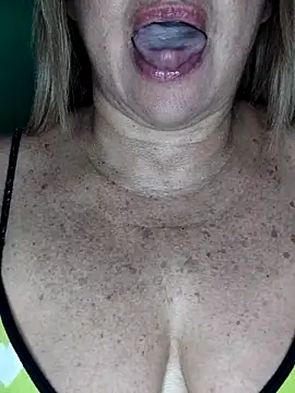 Kasandra Ho online show from 09-20-25, 01:06