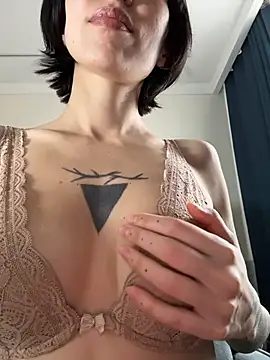 kikidoll online show from 03-29-26, 03:06