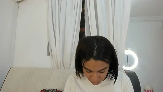 Fernanda brown18 online show from 10-27-25, 09:19