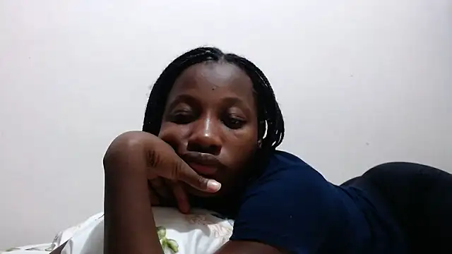 Snapshot of kharoll chatting on 06-17-26, 11:38 kharoll online show from 06-17-26, 11:38