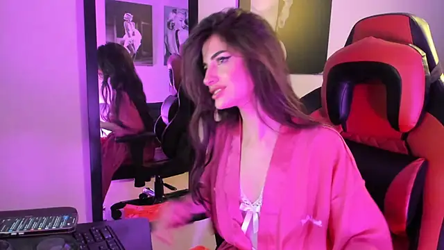 Snapshot of Megga_Bluee chatting on 02-01-25, 10:02 Megga Bluee online show from 02-01-25, 10:02