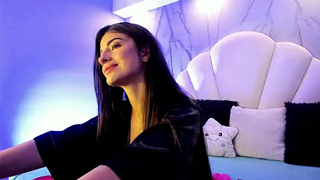 Snapshot of Megga_Bluee chatting on 03-04-25, 07:54 Megga Bluee online show from 03-04-25, 07:54